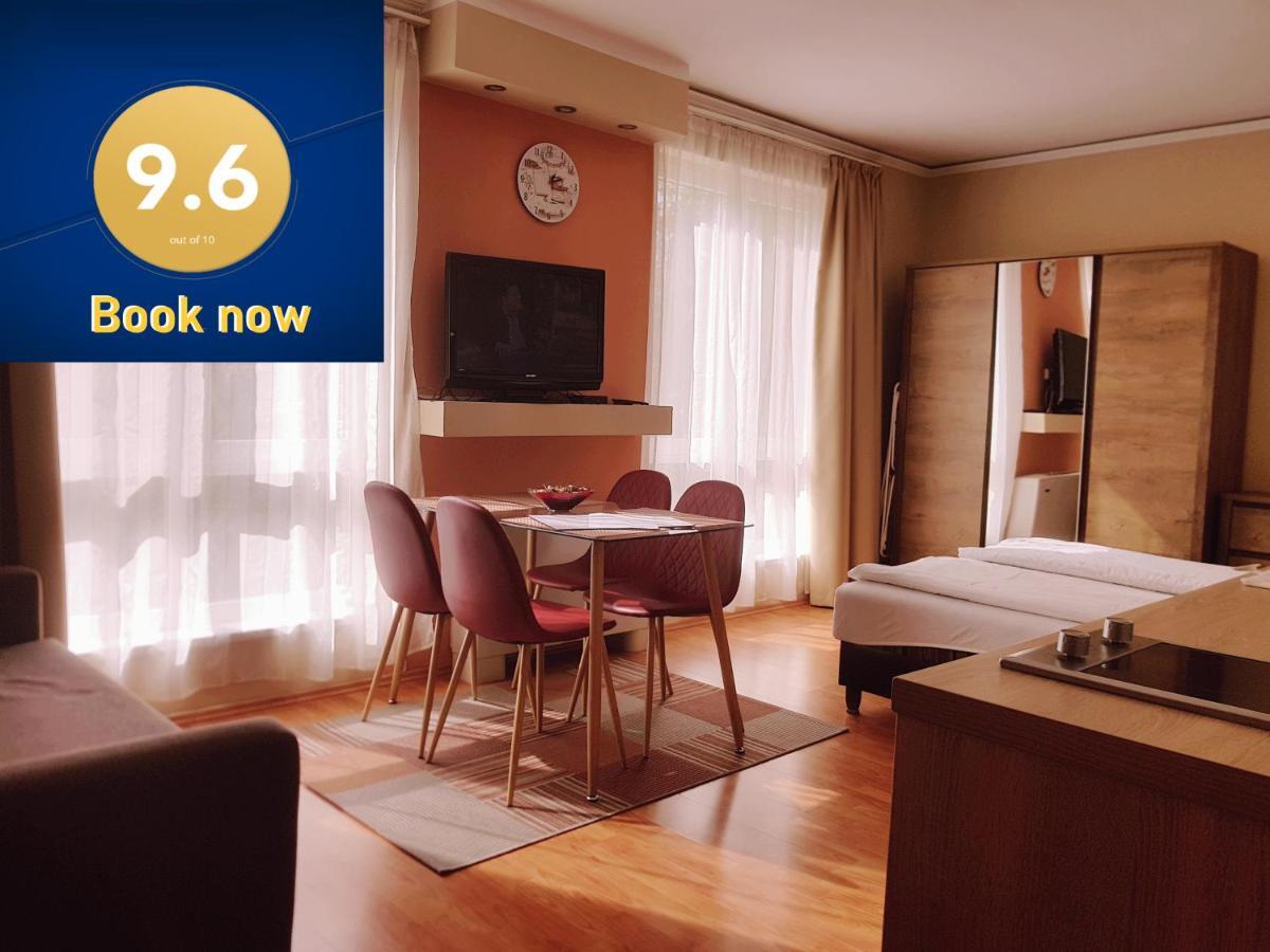 Lola Studio Apartman Hajdúszoboszló المظهر الخارجي الصورة